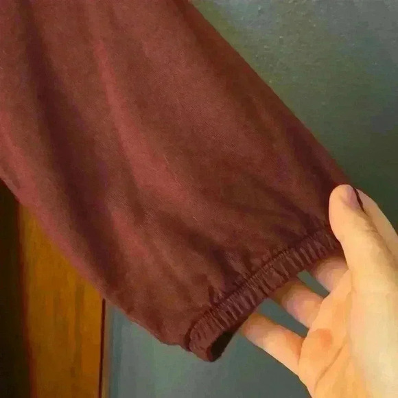 Maroon 1/4 Length Sleeve Maxi Dress - Picture 4 of 6